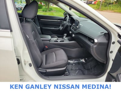 2022 Nissan Altima 2.5 SV