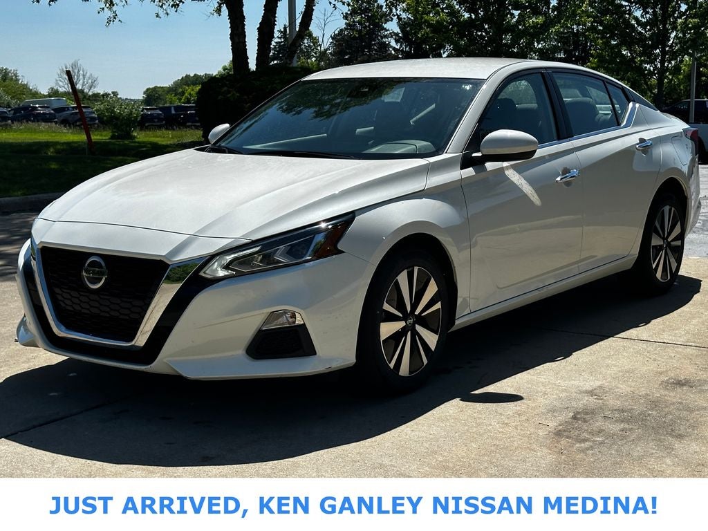 2022 Nissan Altima 2.5 SV