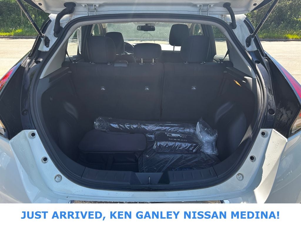 2024 Nissan Leaf SV Plus