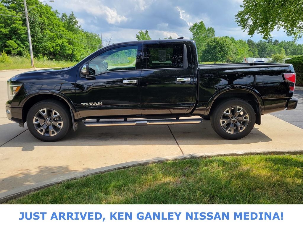 2023 Nissan Titan Platinum Reserve
