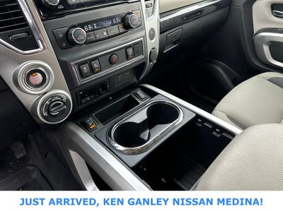 2024 Nissan Titan SV