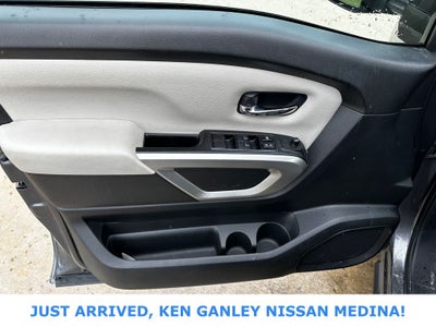 2024 Nissan Titan SV