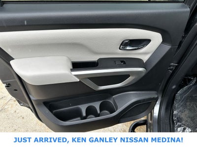 2024 Nissan Titan SV