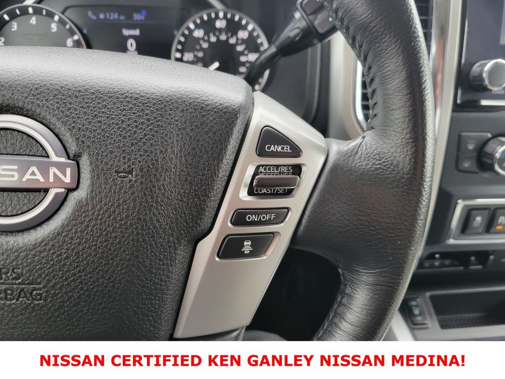 2024 Nissan TITAN Crew Cab SV