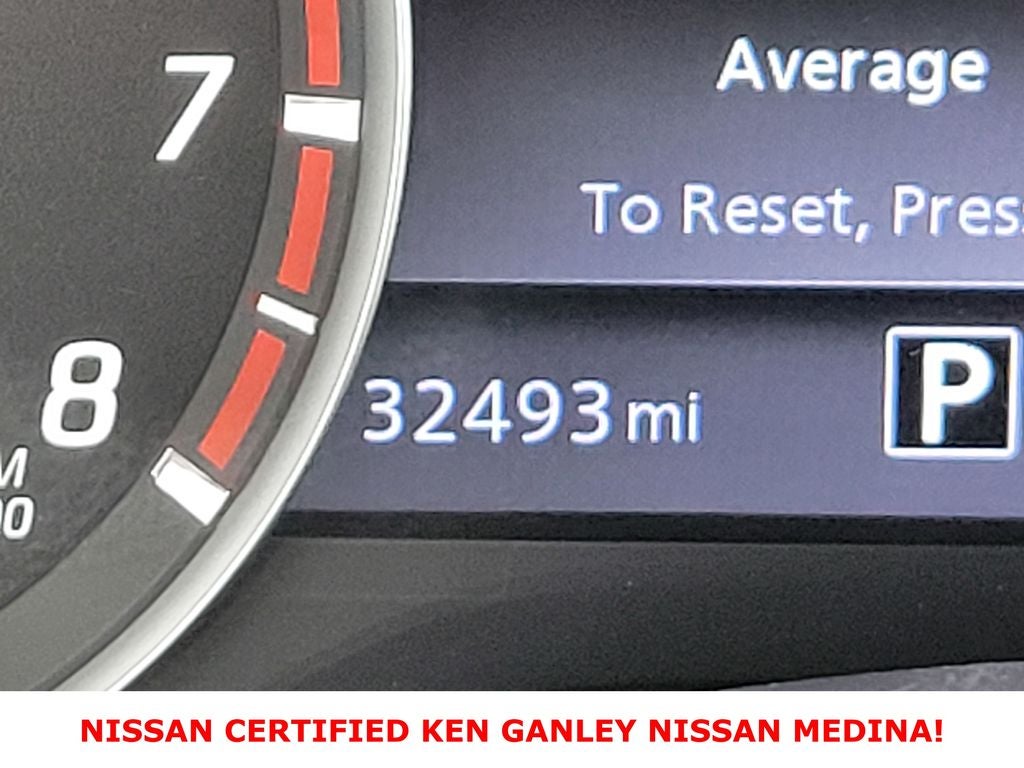 2024 Nissan TITAN Crew Cab SV