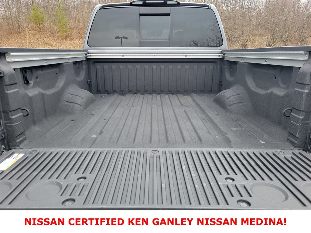 2024 Nissan TITAN Crew Cab SV