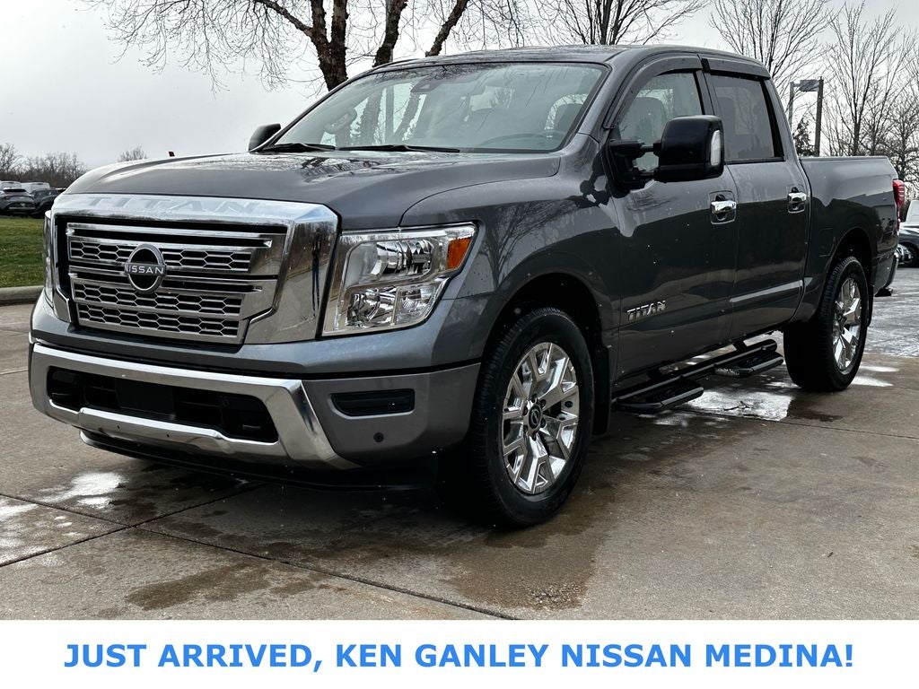 2024 Nissan Titan SV