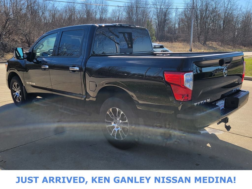 2021 Nissan Titan SV
