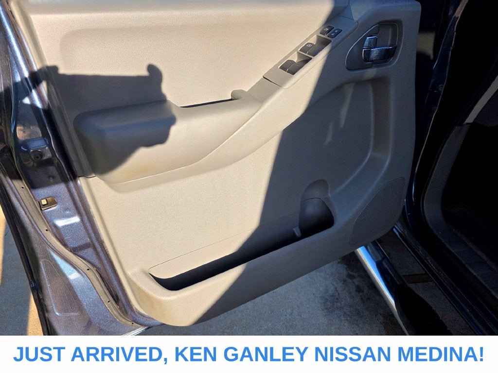 2013 Nissan Frontier SV