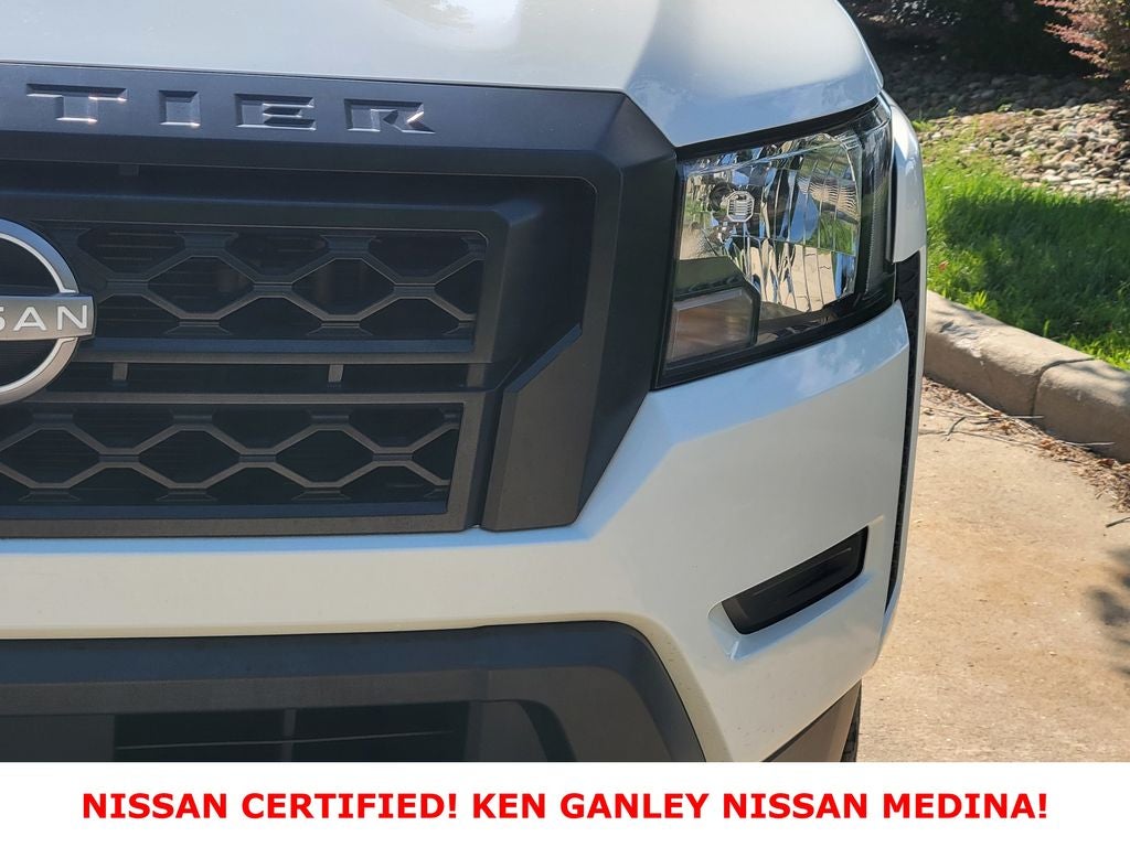 2022 Nissan Frontier S