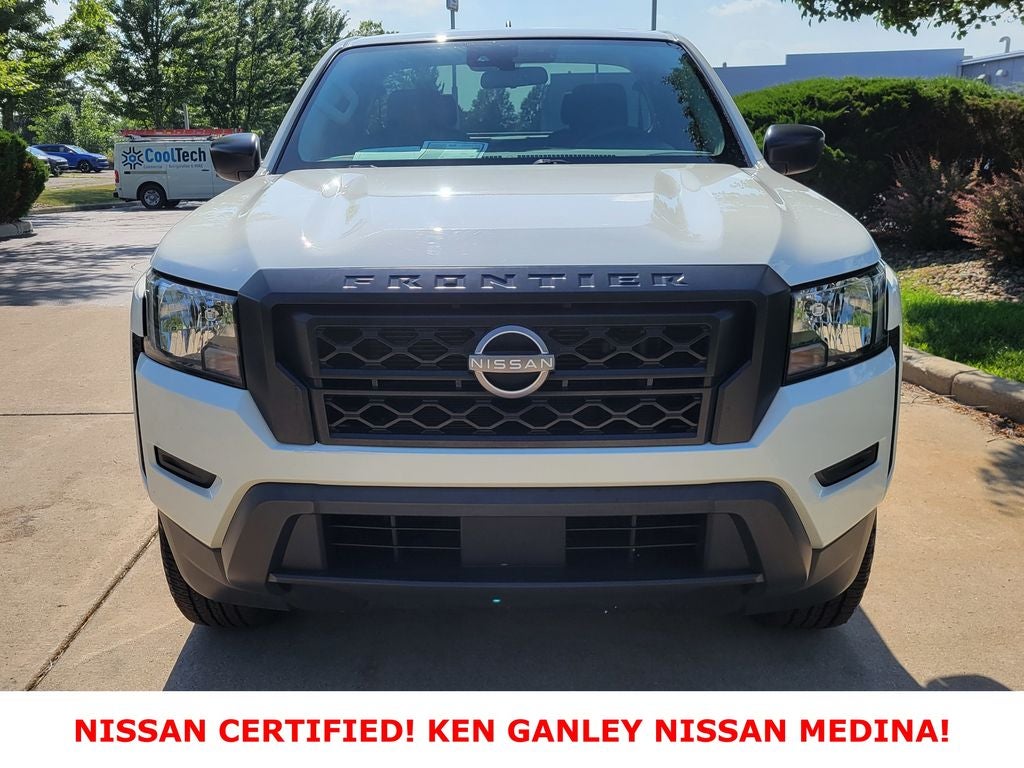 2022 Nissan Frontier S