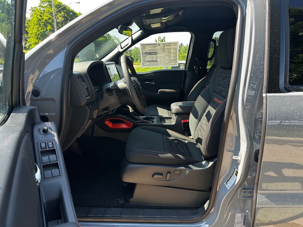 2025 Nissan Frontier Crew Cab PRO-4X®