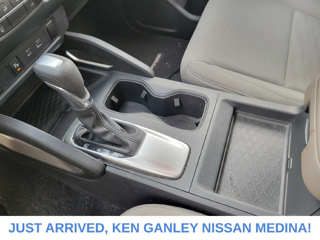 2022 Nissan Frontier Crew Cab SV