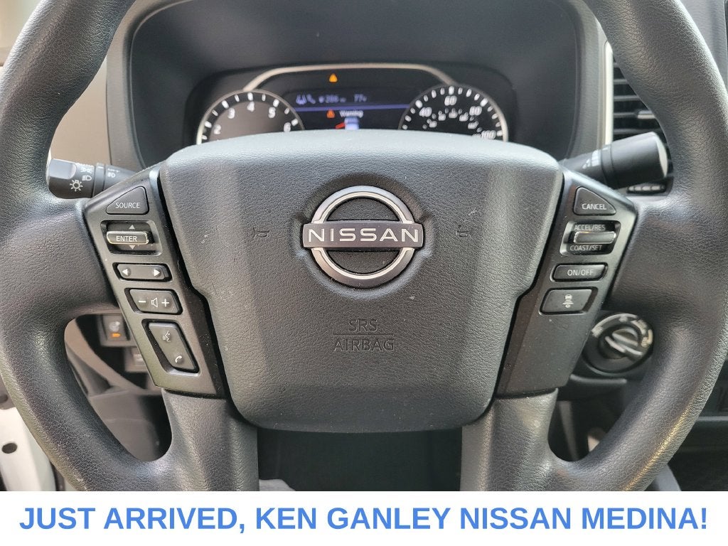 2022 Nissan Frontier Crew Cab SV