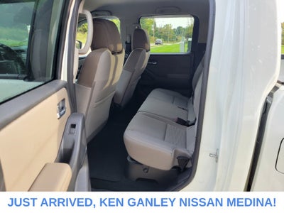 2022 Nissan Frontier Crew Cab SV
