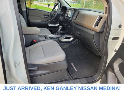 2022 Nissan Frontier Crew Cab SV