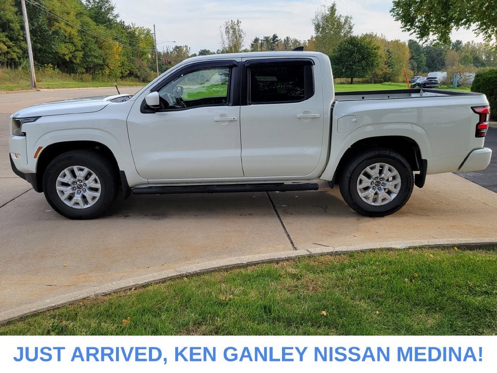 2022 Nissan Frontier Crew Cab SV
