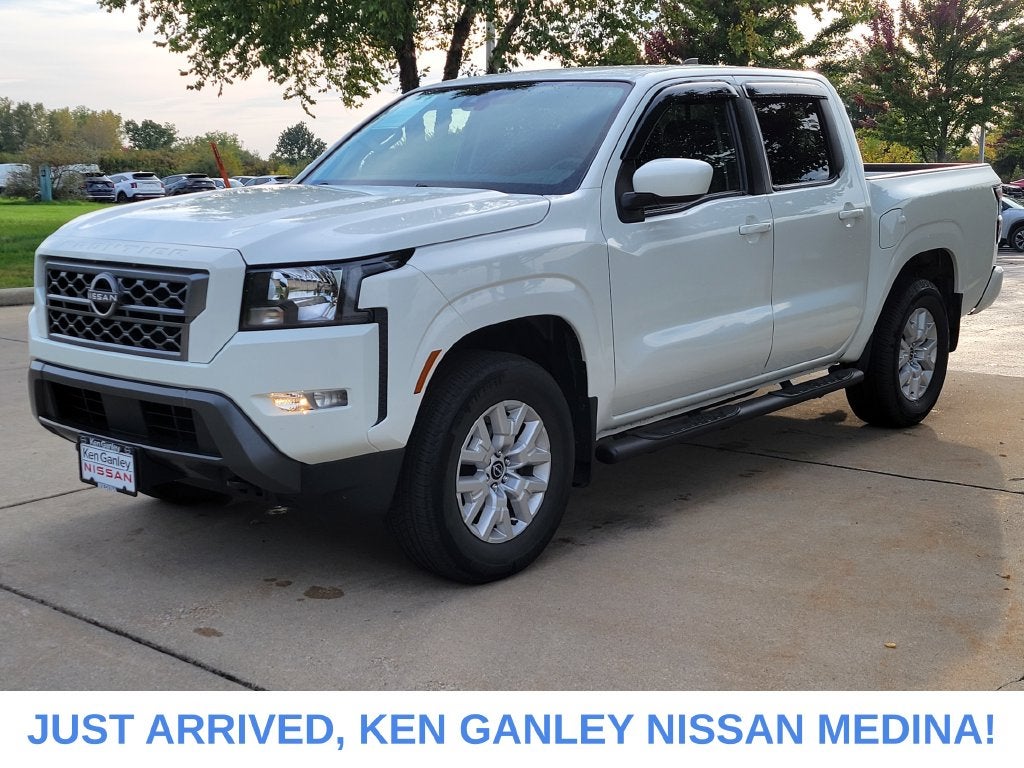 2022 Nissan Frontier Crew Cab SV