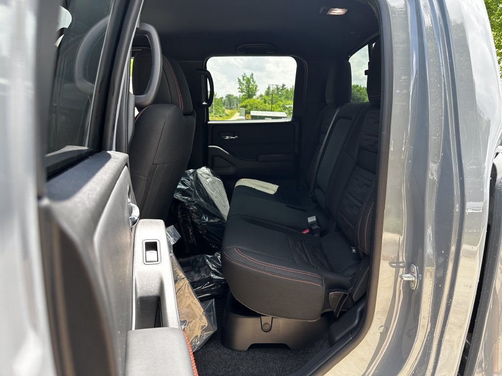 2027 Nissan Frontier Crew Cab PRO-4X®