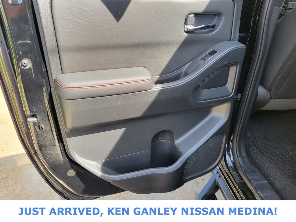 2023 Nissan Frontier Crew Cab PRO-4X®