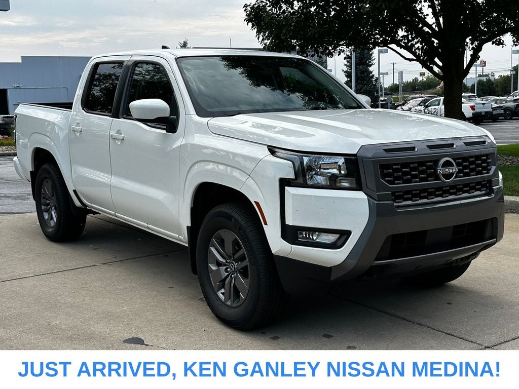 2025 Nissan Frontier SV