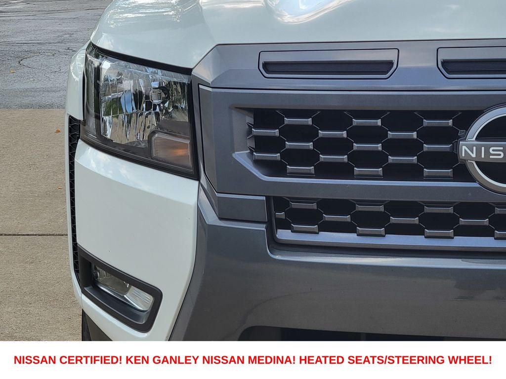 2025 Nissan Frontier Crew Cab SV