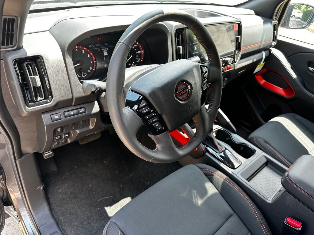 2026 Nissan Frontier PRO-4X - Photo 6