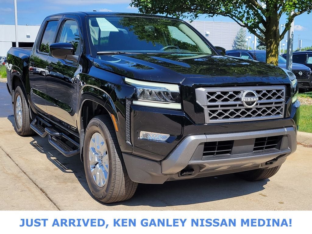 2022 Nissan Frontier Crew Cab SV