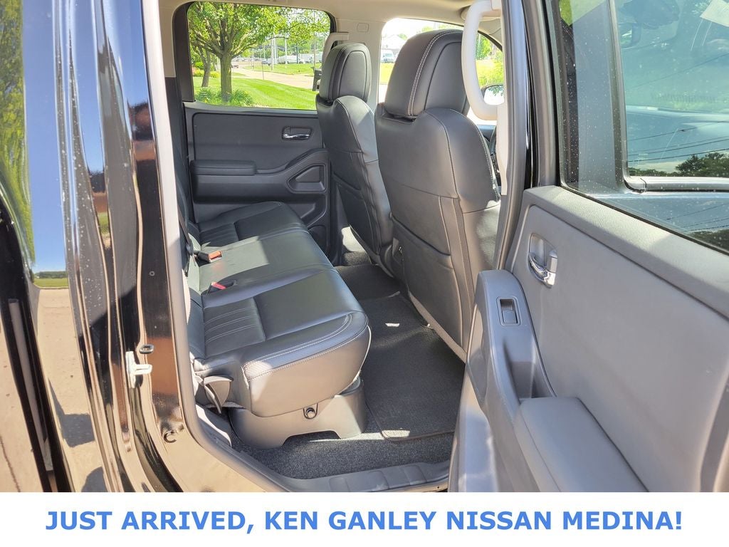 2022 Nissan Frontier Crew Cab SV