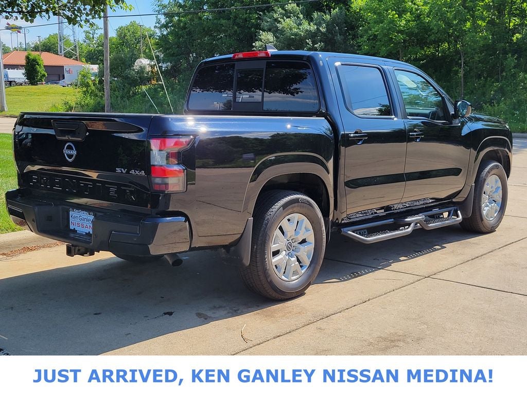 2022 Nissan Frontier Crew Cab SV