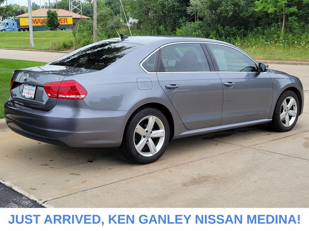 2015 Volkswagen Passat 1.8T Limited Edition
