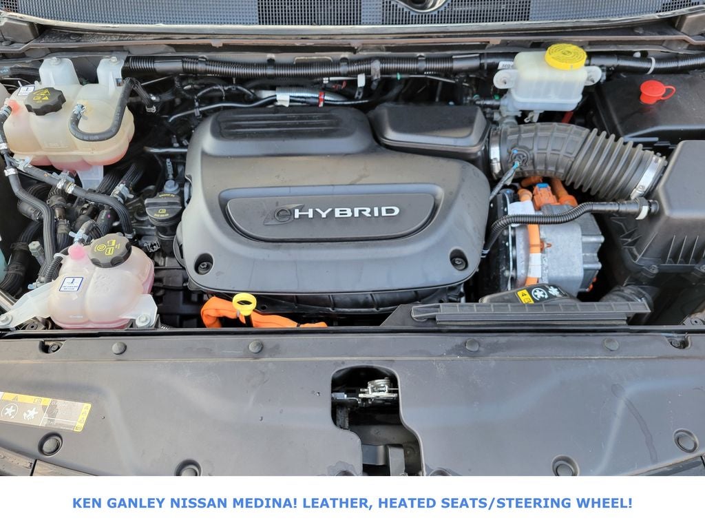 2023 Chrysler Pacifica Hybrid Touring L