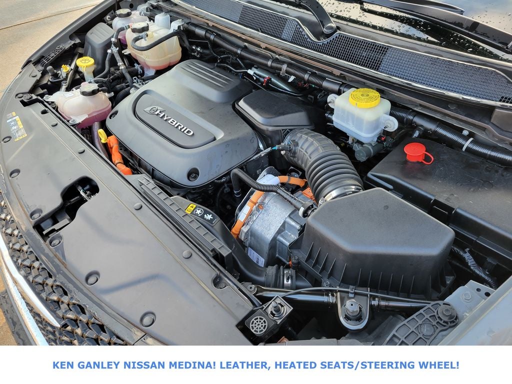 2023 Chrysler Pacifica Hybrid Touring L