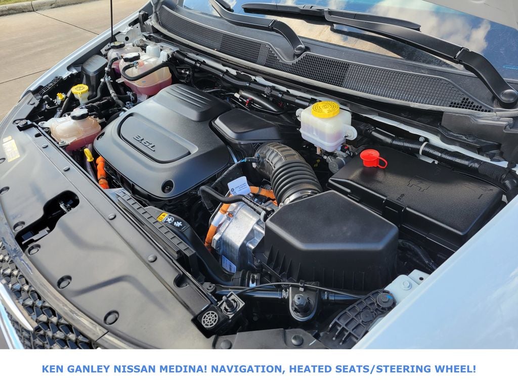 2024 Chrysler Pacifica Hybrid Select