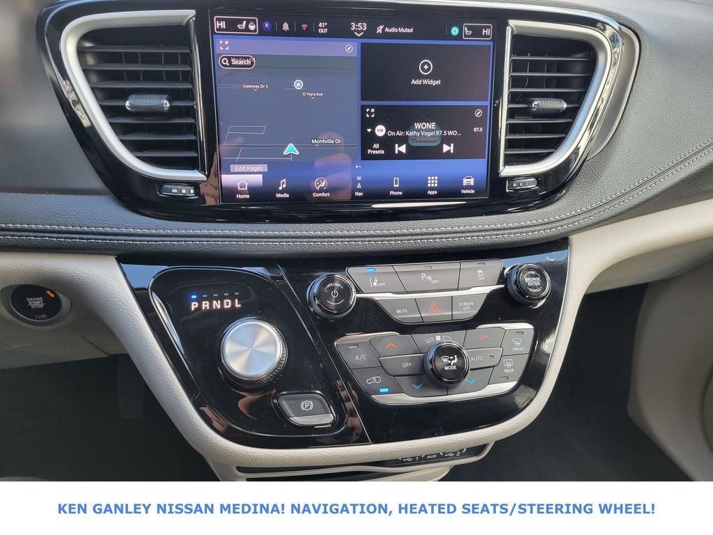 2024 Chrysler Pacifica Hybrid Select