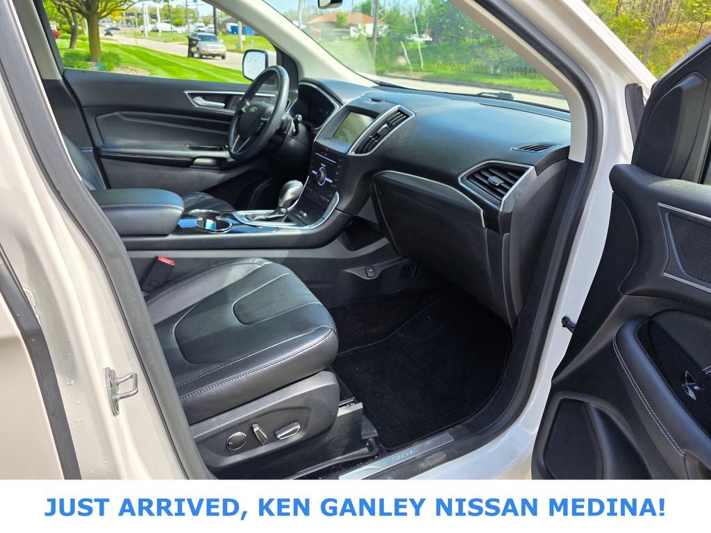 2016 Ford Edge Titanium