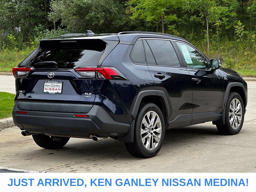 2021 Toyota RAV4 XLE Premium