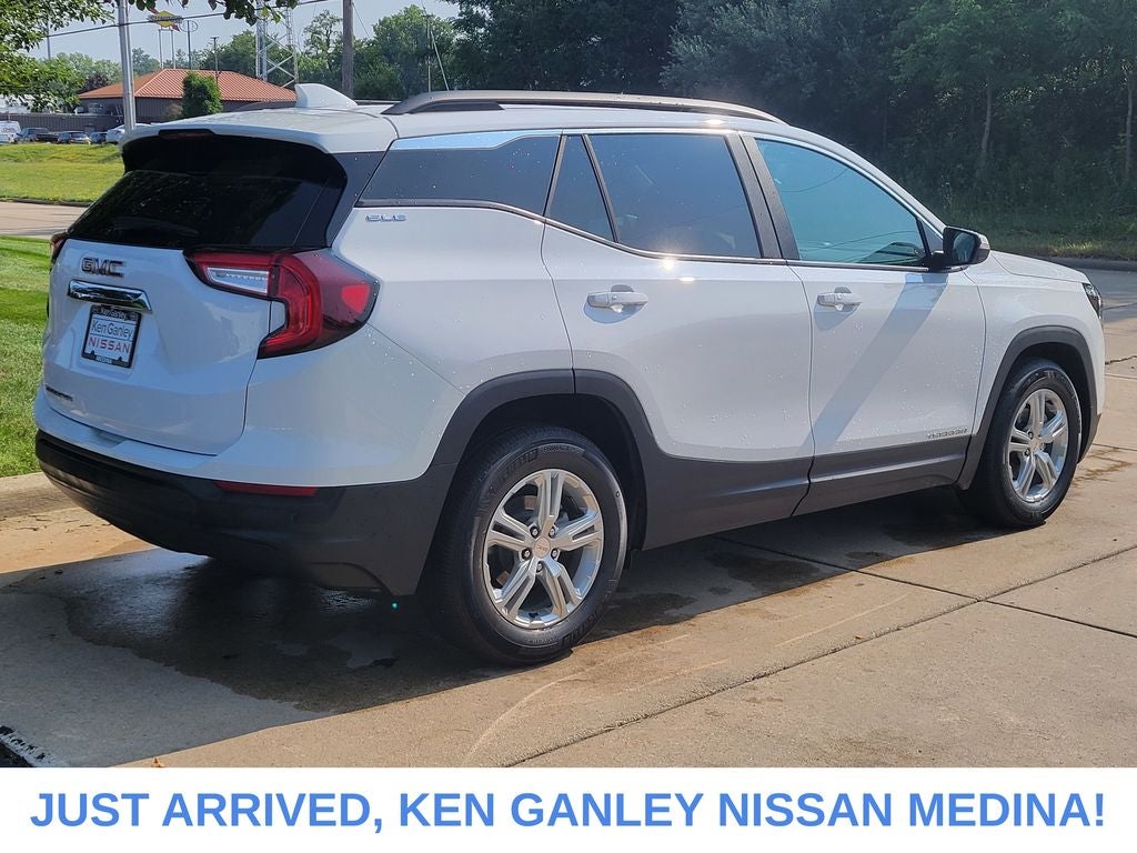 2024 GMC Terrain SLE