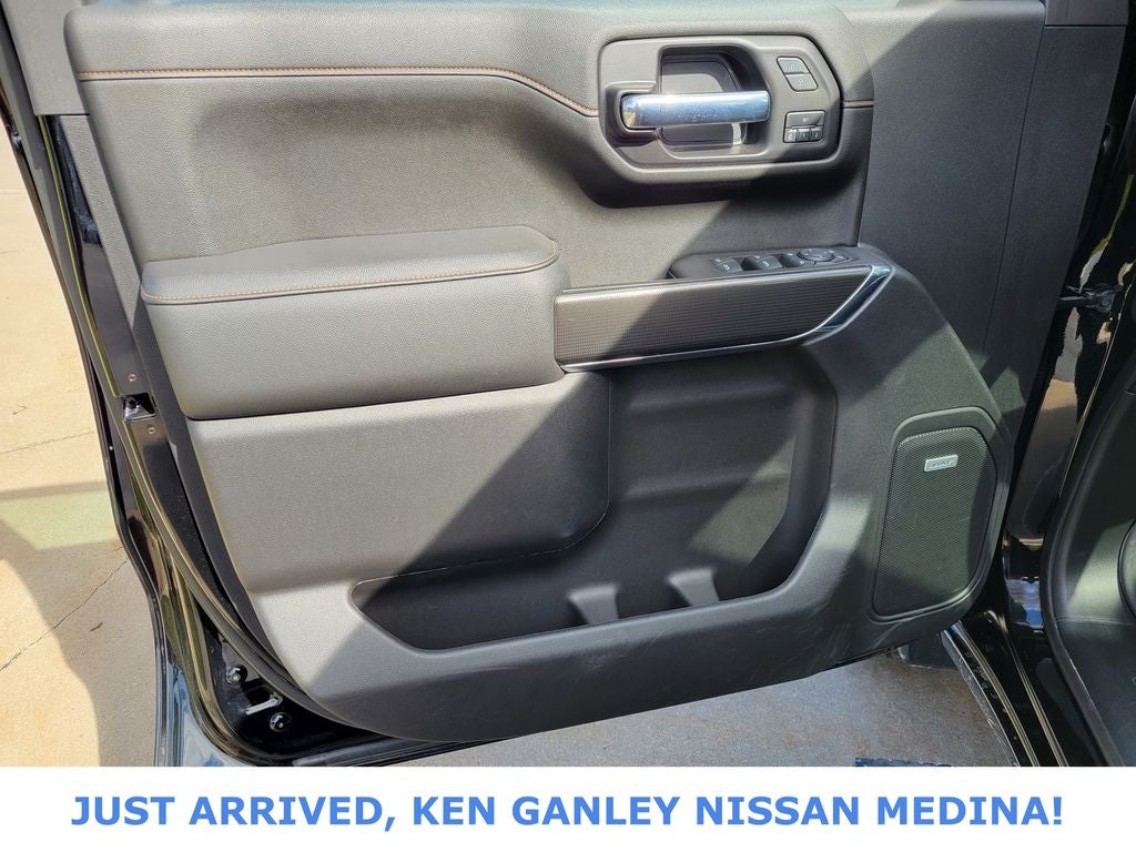 2022 GMC Sierra 1500 Limited AT4