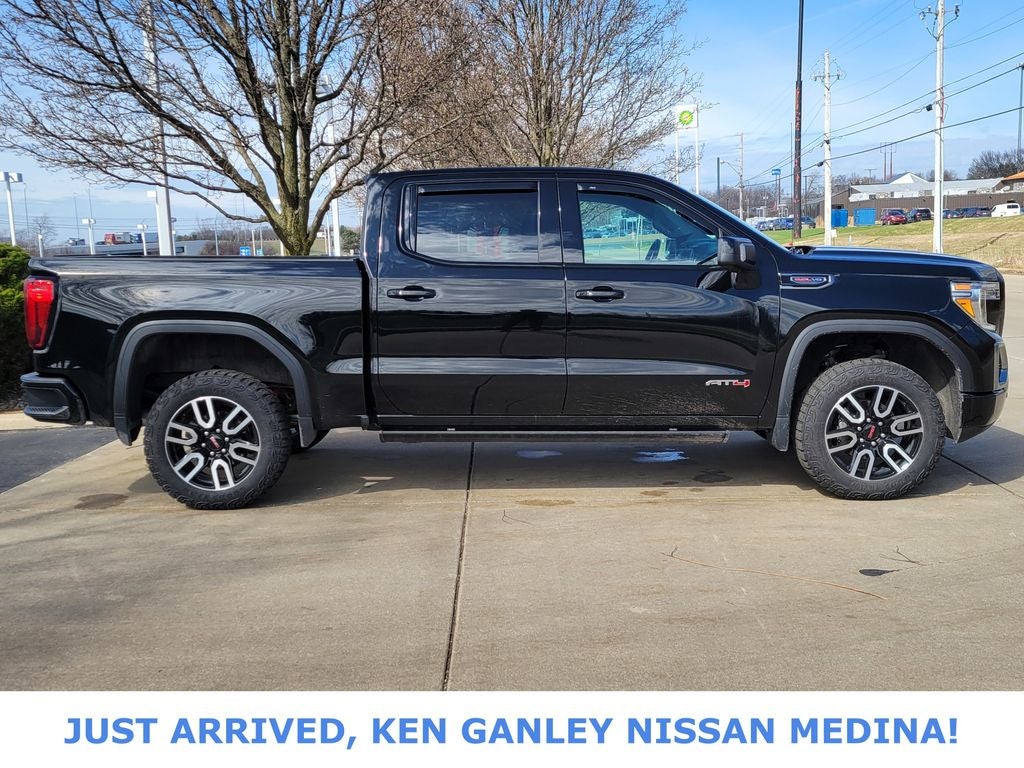 2022 GMC Sierra 1500 Limited AT4