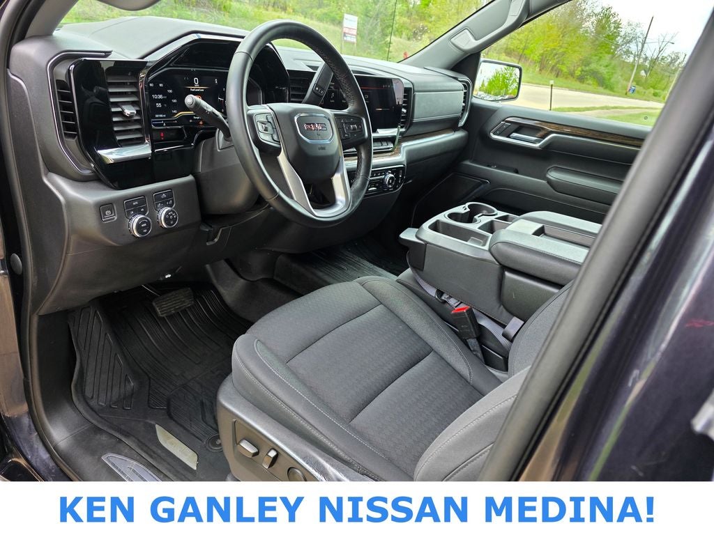 2023 GMC Sierra 1500 Elevation