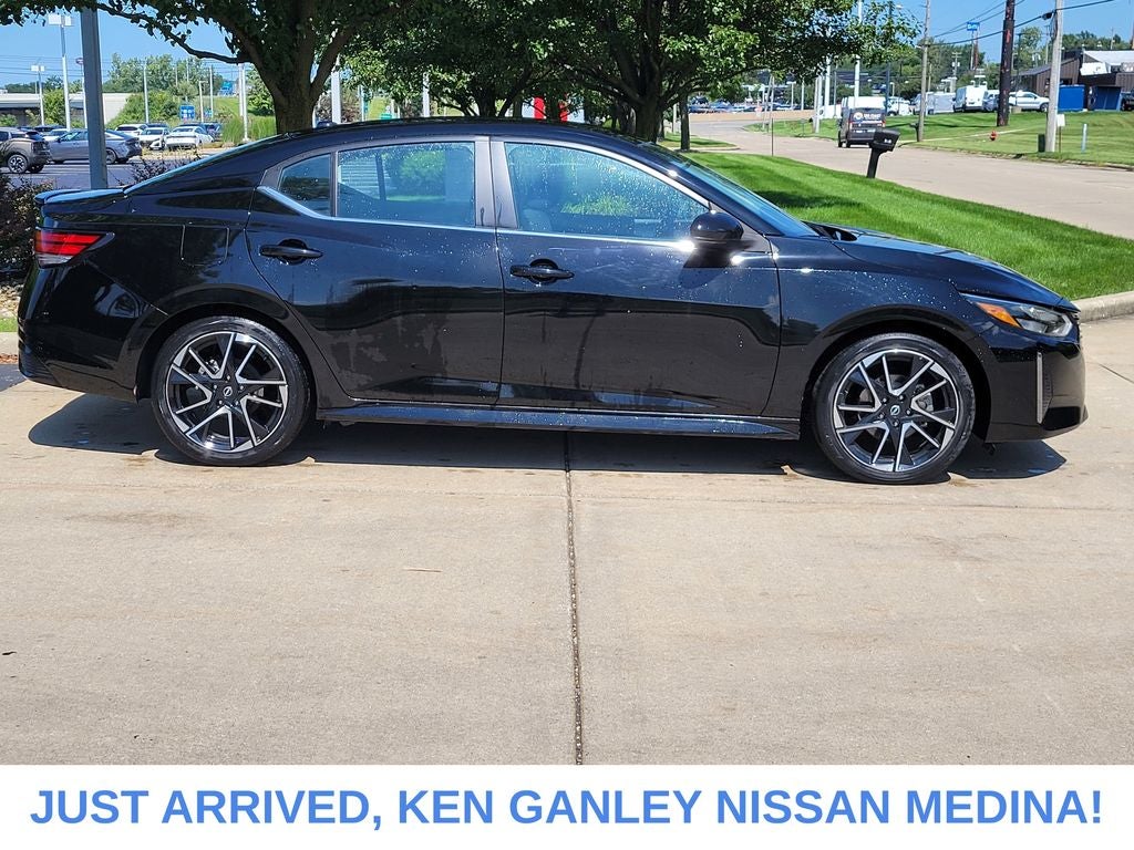 2025 Nissan Sentra SR