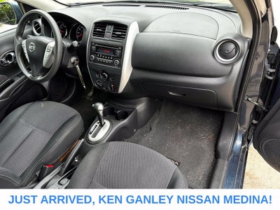 2015 Nissan Versa 1.6 SV