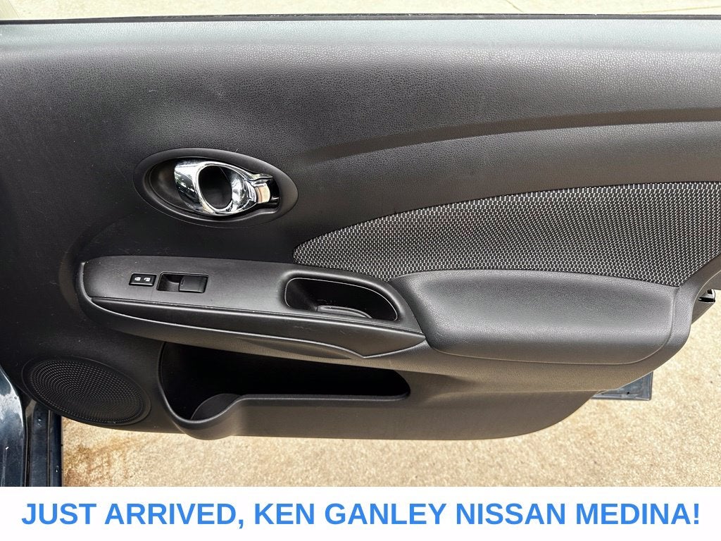 2015 Nissan Versa 1.6 SV