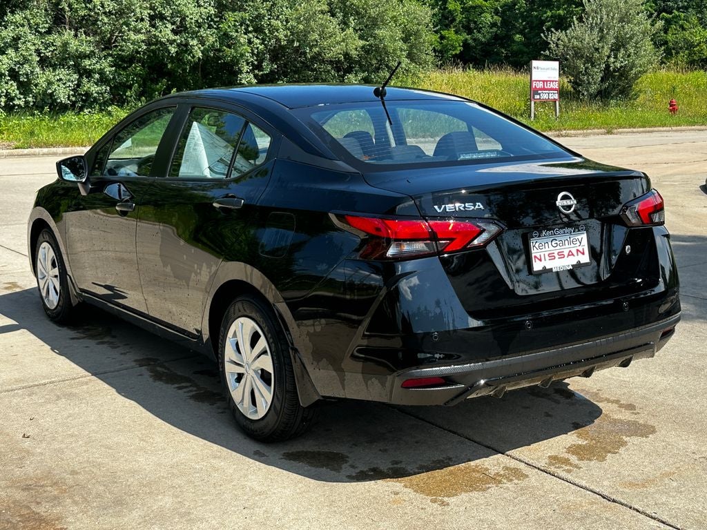2025 Nissan Versa 1.6 S