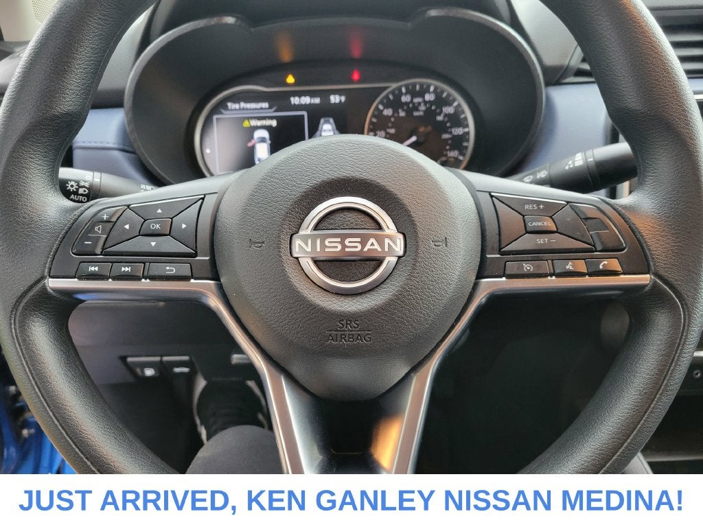 2024 Nissan Versa SV