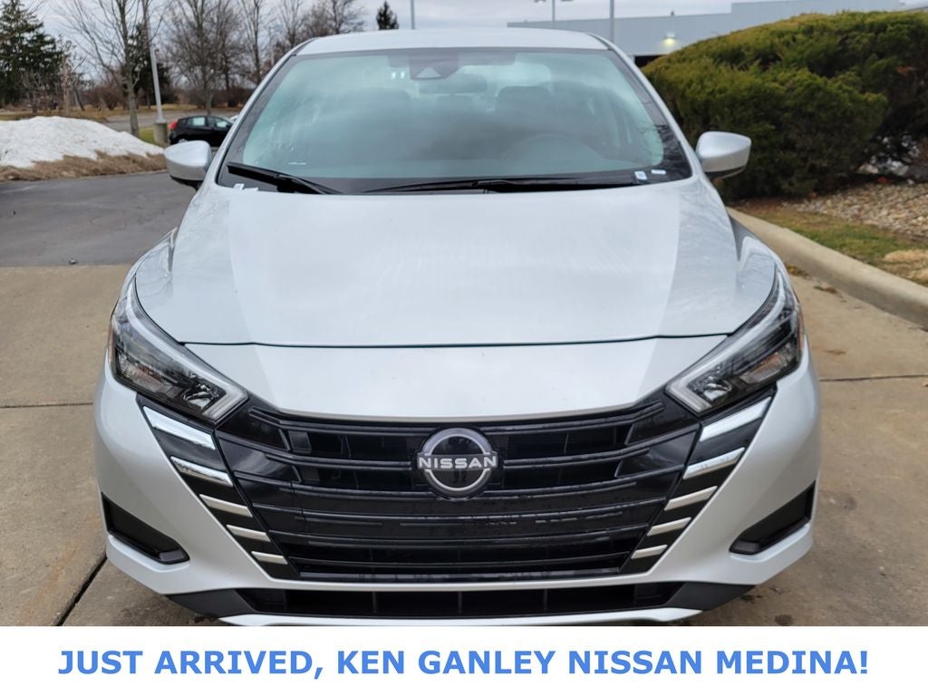 2025 Nissan Versa 1.6 SV