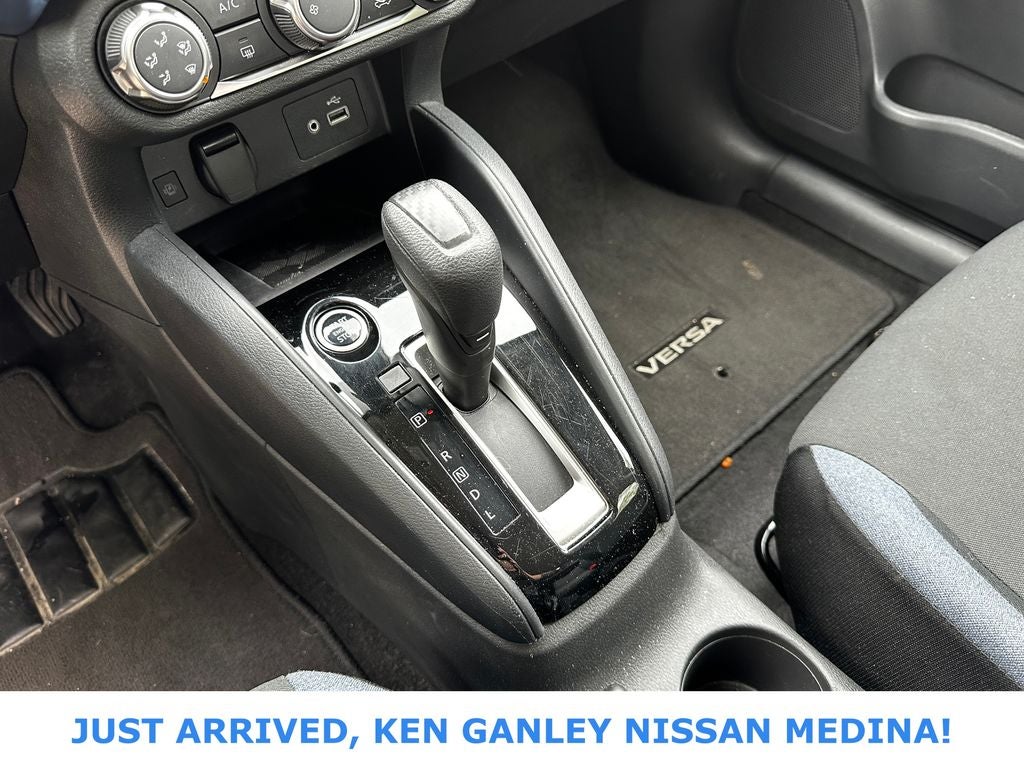 2025 Nissan Versa SV