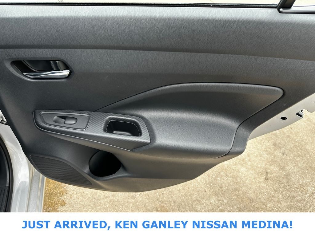 2025 Nissan Versa SV