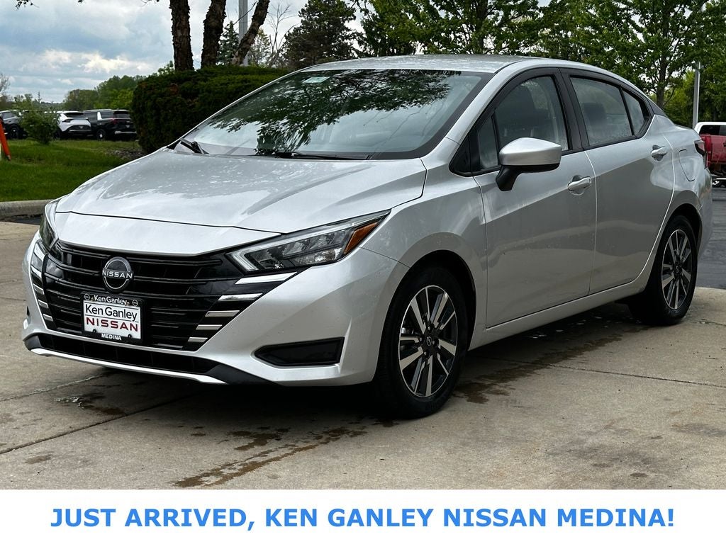 2025 Nissan Versa SV